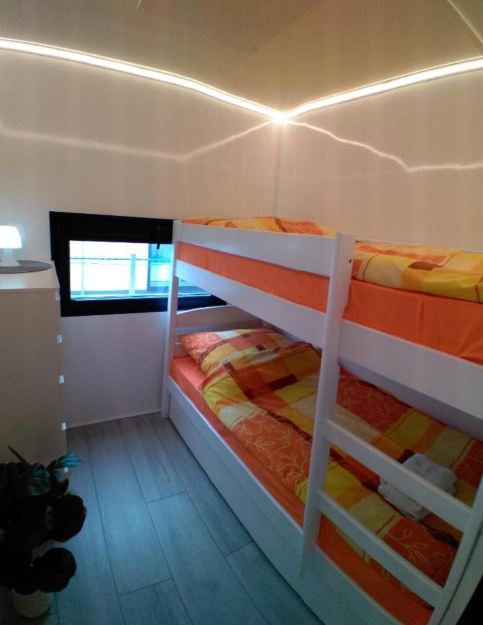 Houseboat Arka 1 - Domki Na Wodzie, Rower Wodny, Wifi, Parking 미엘노 외부 사진