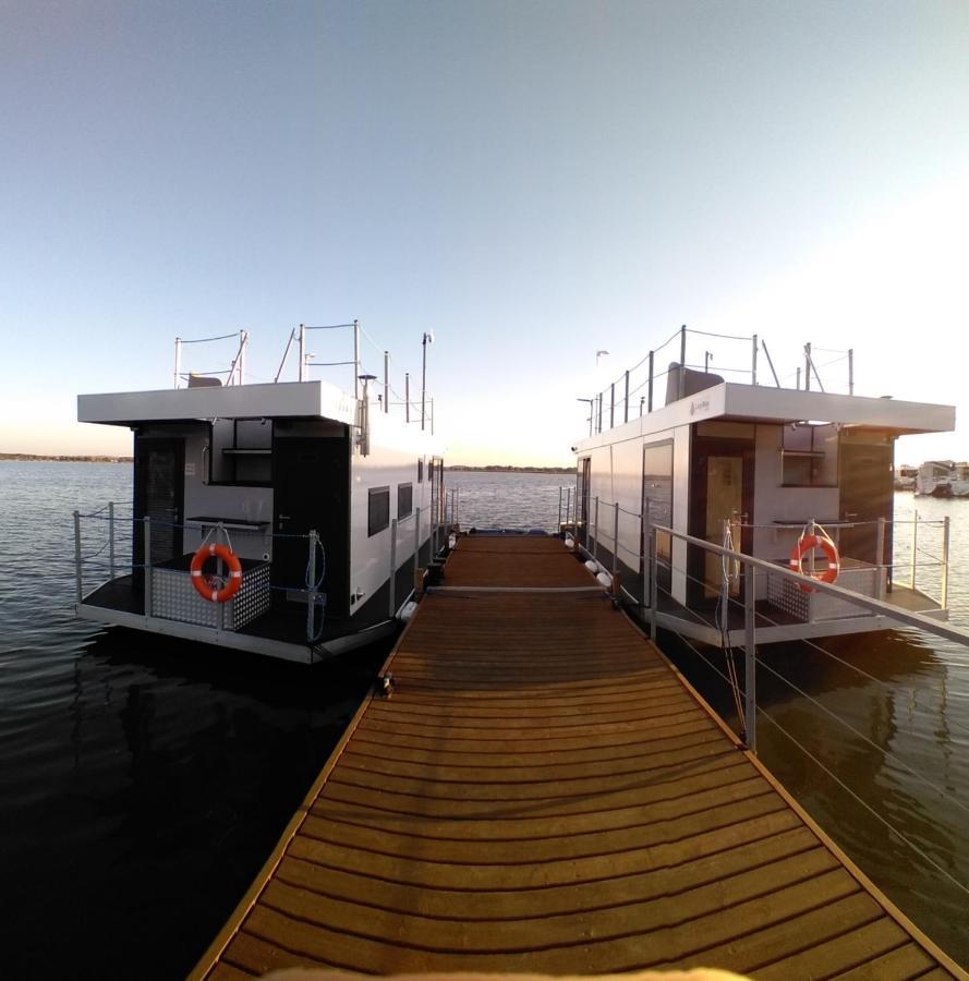 Houseboat Arka 1 - Domki Na Wodzie, Rower Wodny, Wifi, Parking 미엘노 외부 사진