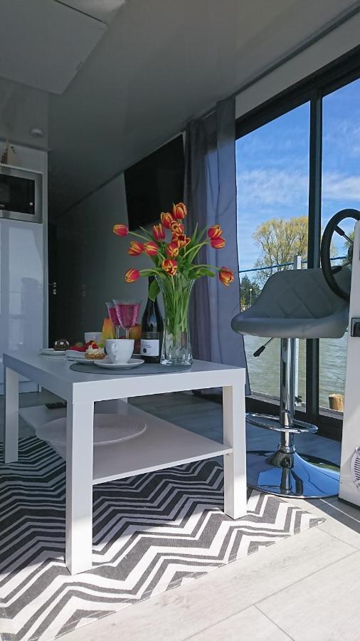Houseboat Arka 1 - Domki Na Wodzie, Rower Wodny, Wifi, Parking 미엘노 외부 사진